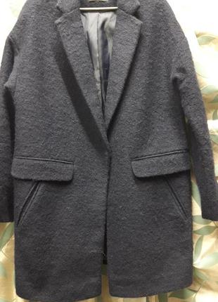 Шерстяное пальто оверсайз