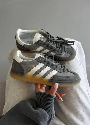 Кросівки легкі зручні adidas spezial