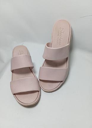 Шльопки. skechers жіночі , рожеві