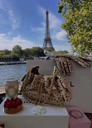 Незвичайна хутрова сумка мішечок леопард chanel