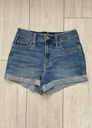 Джинсові шорти hollister стильні короткі