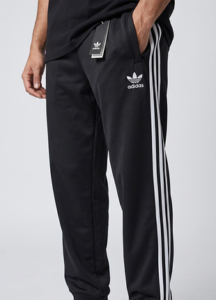 (лого вишивка🧶🪡) мужские спортивные штаны adidas черные