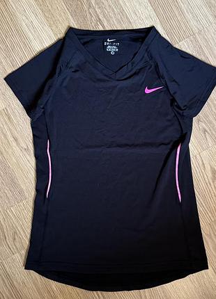 Футболка жіноча nike