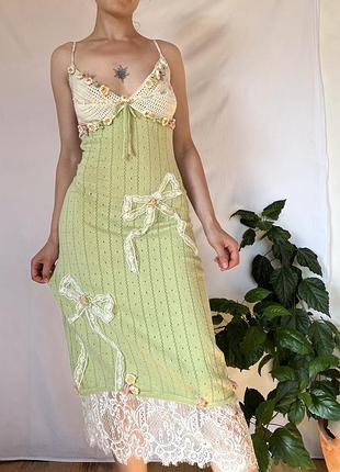 Lacemade  в’язана сукня максі з мереживом і квітковим декором cottagecore т2