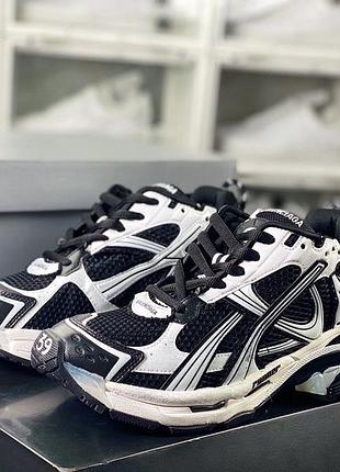 Кросівки balenciaga runner b and w