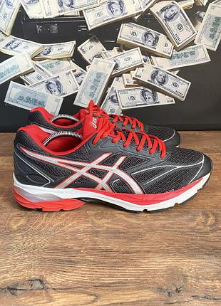 Кросівки  asics gel-pulse 8, чоловічі , дуже зручні, мають чорно червоний колір, розмір 44, розмір устілки 28  сантиметрів.