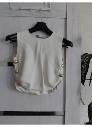 Жилет zara 46 на 46 и 50 сзади