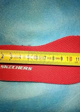 Легкие детские кроссовки бренд: skechers модель: gorun (sn 97860n), размер 22, длина стельки 14.5 см. материал верха: текстиль (дышащая сетка) 9