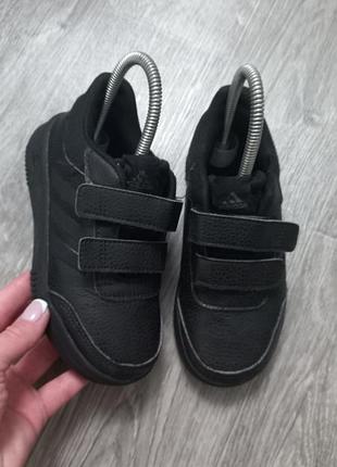 Кроссовки для мальчика adidas