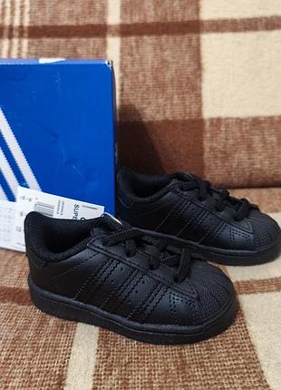Дитячі кросівки adidas