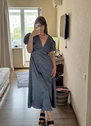 Синя атласна сукня міді з рукавами-воланами asos design