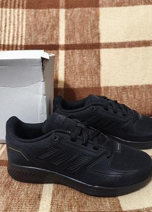 Дитячі кросівки adidas