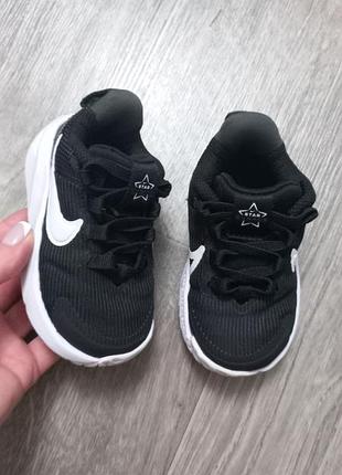 Детские кроссовки nike