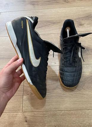 Футзалки, залки профессиональные мужские фирмы nike timempo leather