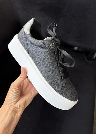 Оригінальні кеди michael kors