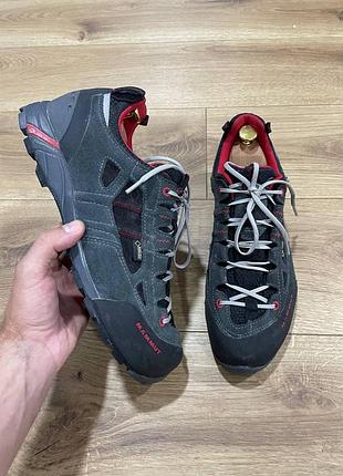 Чоловічі трекінгові тактичні кросівки фірми mammut redburn gtx оригінал