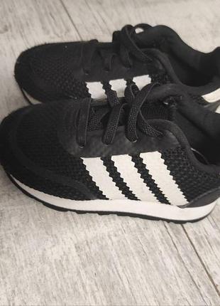 Adidas кросівки дитячі