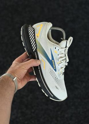 Кросівки brooks gore tex