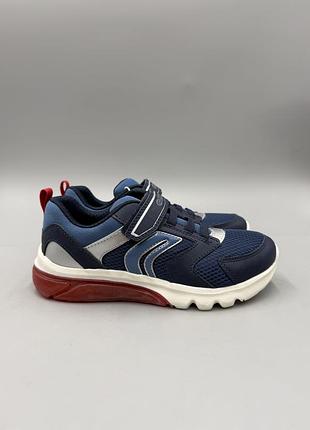 Кросівки geox ciberdron 34 р з мигалками