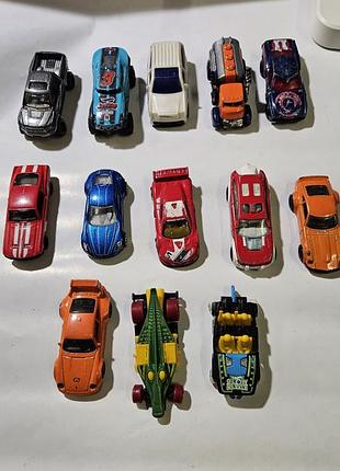 Машинки hot wheels 4