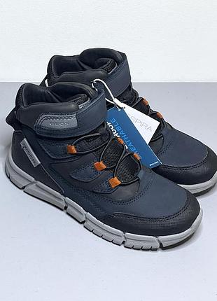 Нові дитячі черевики geox, 28