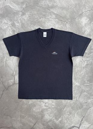 1990s fruit of the loom v-neck t-shirt, single stitch