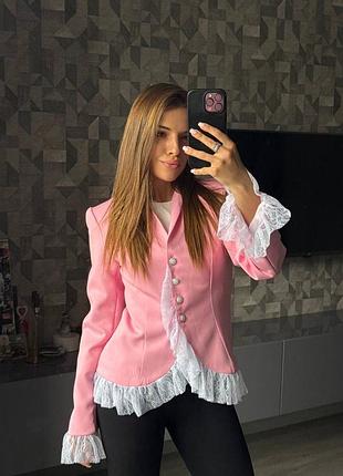 Симпатичний піджак