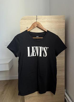 Футболка levi’s  чорна бавовна