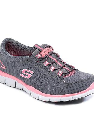 Жіночі кросівки skechers  у сіро рожевому кольорі
