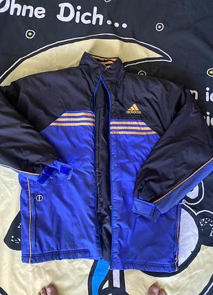 Куртка adidas. вінтаж. оригінал. розмір м.