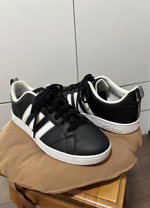 Кроссовки adidas advantage