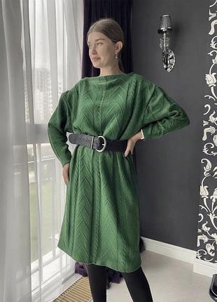 Шикарна сукня ручної роботи