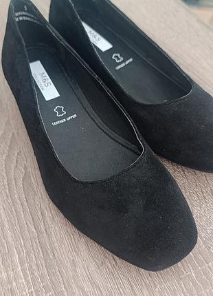 Новые замшевые туфли marks &amp; spencer (insolia), размер 38 (uk 5)