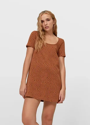 Новое женское платье stradivarius