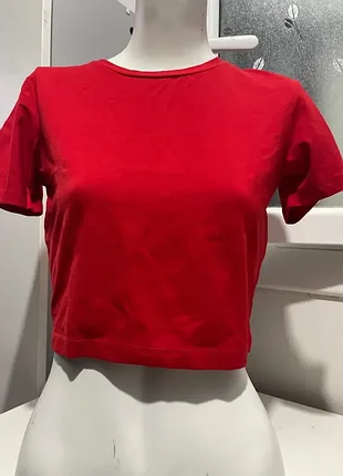 Красная футболка zara crop