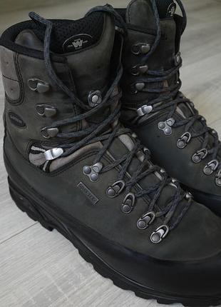 Ботинки  lowa tibet gtx(44,5 р)
