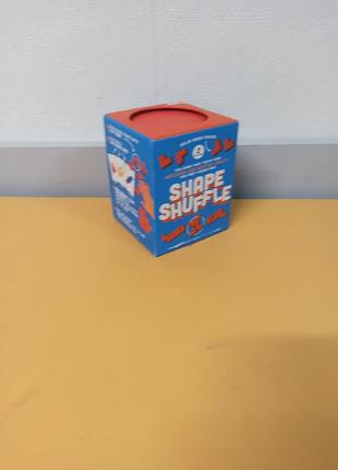 Настільна гра головоломка shape shuffle.