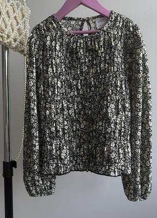 Блузка zara в квіти