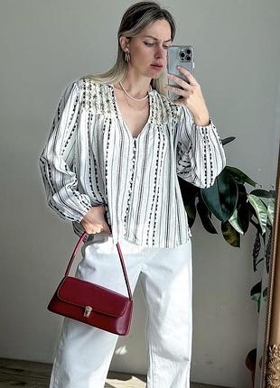 Блуза з вишивкою та бісером zara