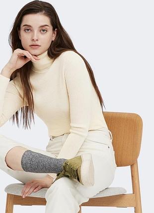 Вовняний светр з високим коміром горловиною водолазка вовна uniqlo шерстяной свитер с воротником под горло в рубчик шерсть мериноса
