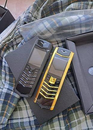 Мобильный телефон vertu signature v10
