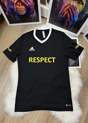Футболка чоловіча adidas