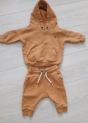 Спортивний костюм next 3-6 m.