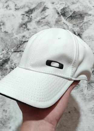 Oakley кепка бейсболка біла окли