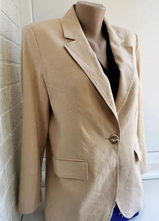 Красивый женский пиджак из льна zara
