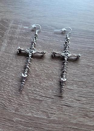 Серьги металлические