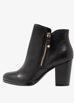 Черные кожаные ботильоны aldo на змейке
черные кожаные ботильоны ботинки aldo за молнии