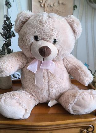 Ніжне плюшеве ведмежа love to hug