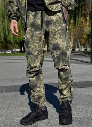 Спортивные штаны nike tech fleece