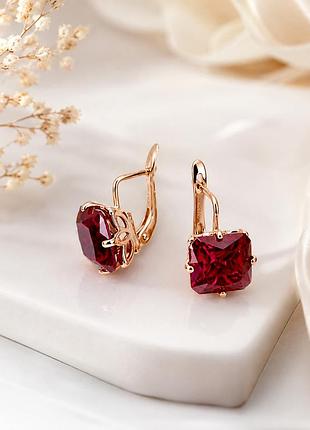 Серьги медзолото с красными цирконами fallon jewelry po. 1,8 см.